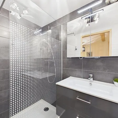 Duplex De Standing Au Centre - 4 Couchages, Balcon, Garage Privé, Wifi - Fr-1-623-204 Appartement Les Gets